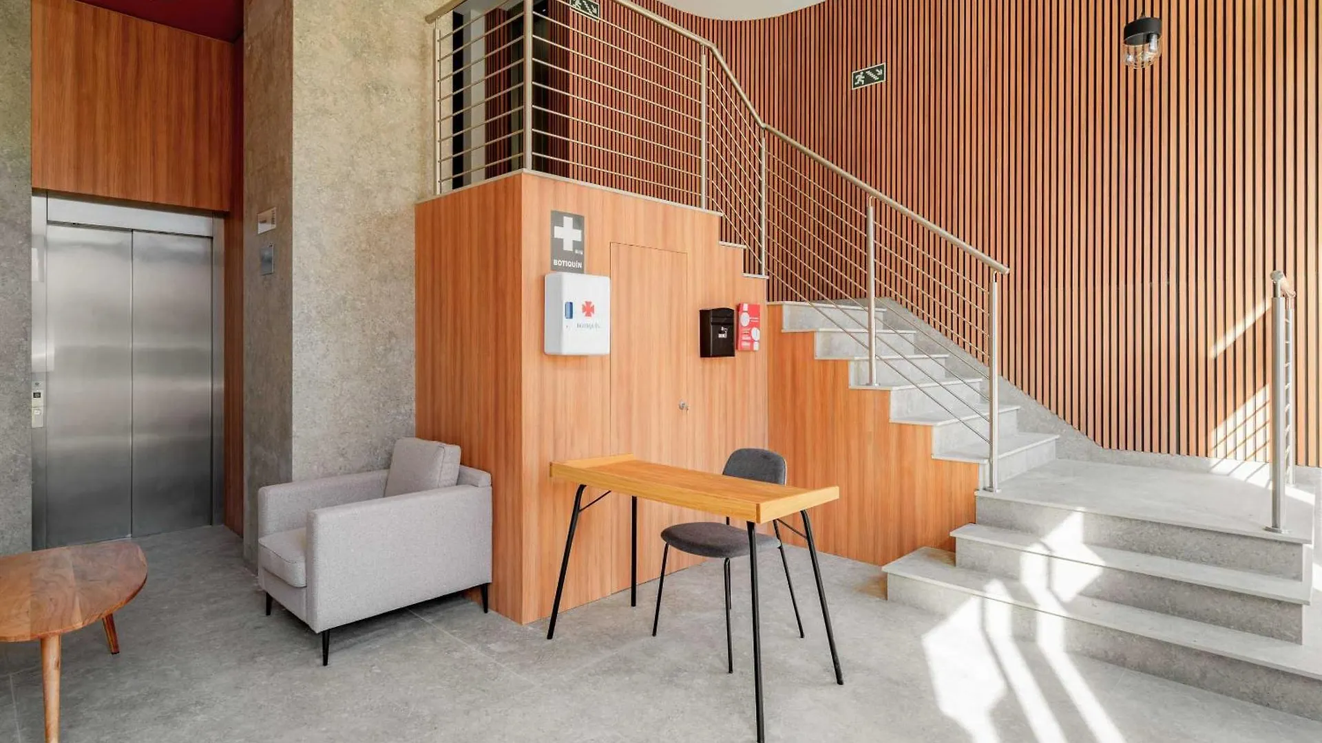 Apartment Limehome Lisbon Defensores De Chaves