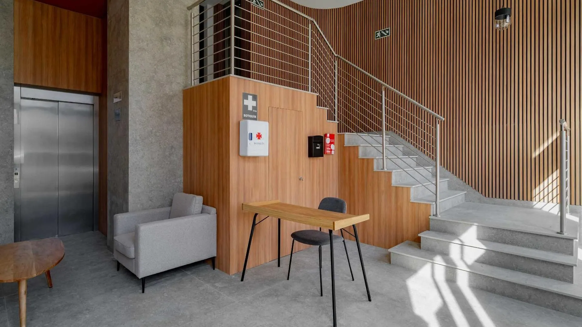 Limehome Lisbon Defensores De Chaves