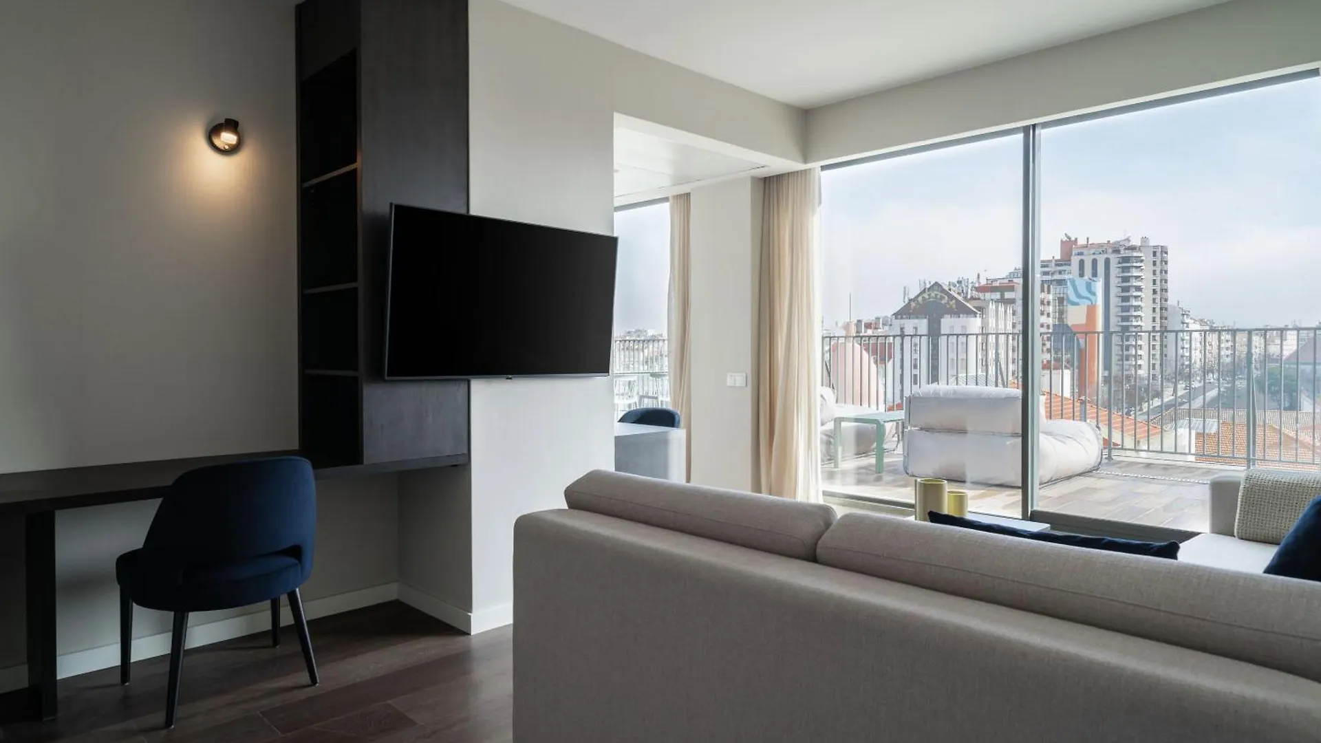Apartment Limehome Lisbon Defensores De Chaves