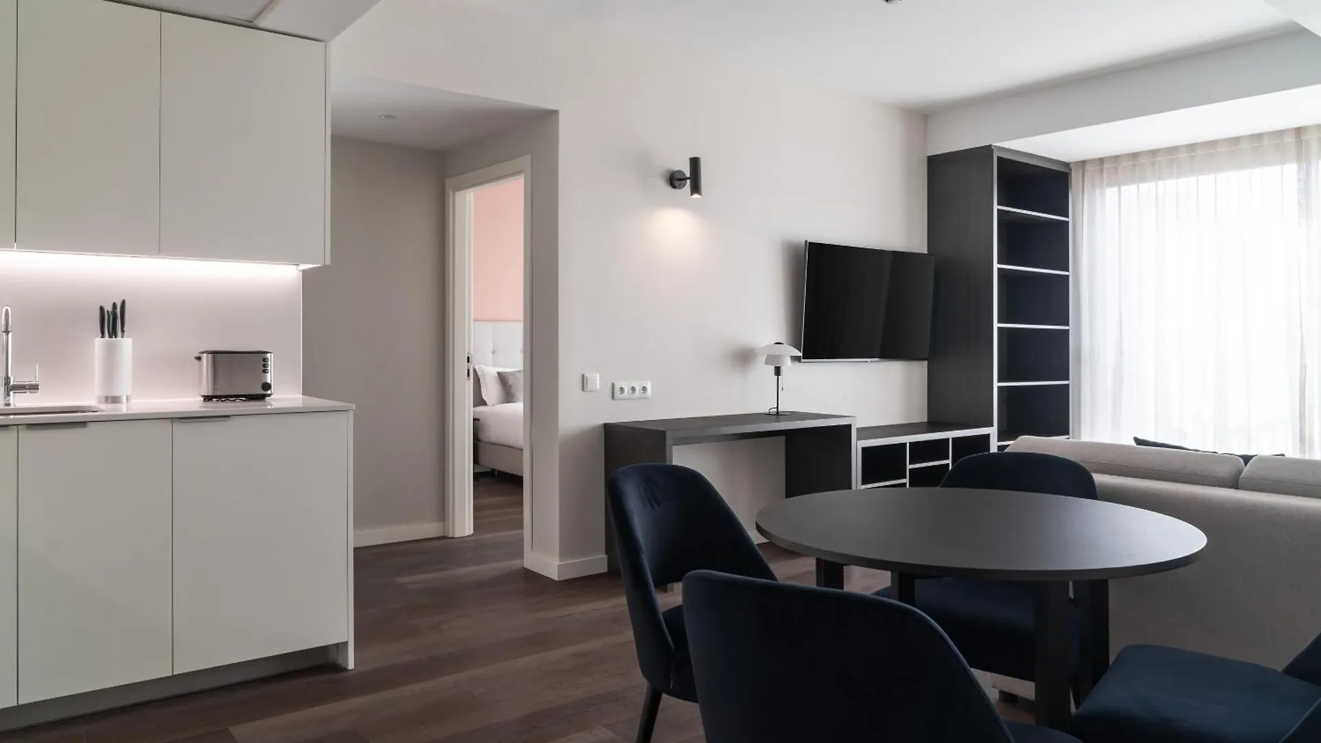 Limehome Lisbon Defensores De Chaves
