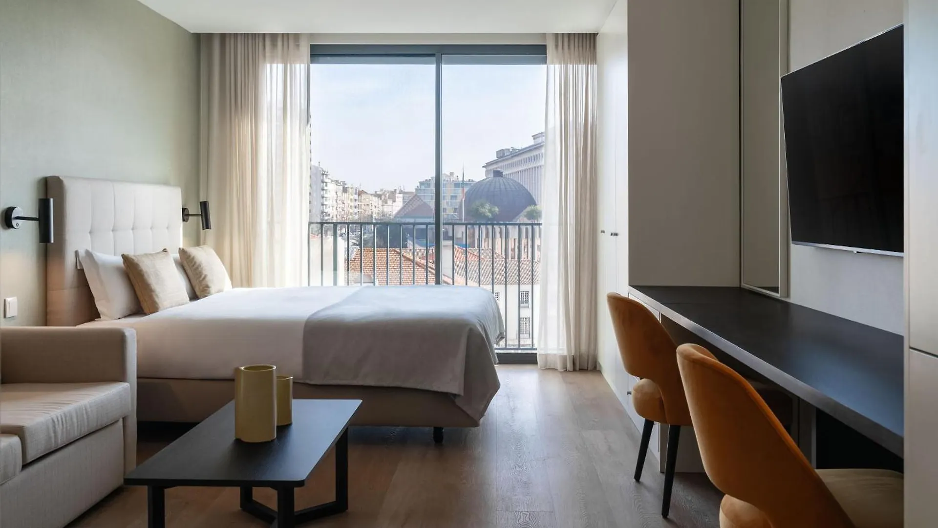 Limehome Lisbon Defensores De Chaves Apartment